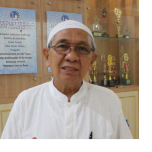 Prof. DR. Dr. Zainal Arifin Adnan, Sp. PD-KR, FINASIM